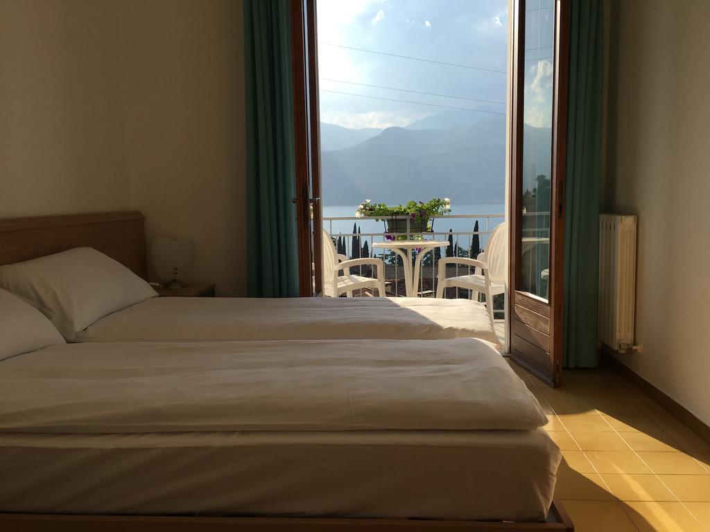 Hotel Casa Bianca Malcesine Exterior foto